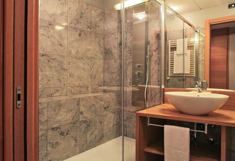 Номер Стандарт, B&B HOTEL Milano Cologno Studios