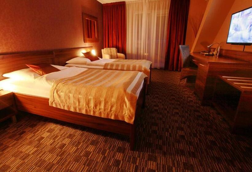 Номер бизнес-класса, City Hotel Nitra
