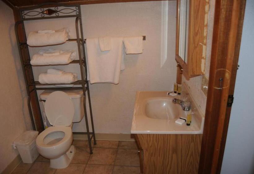 Апартаменты 1 Спальня, Yellowstone Motel   Adults Only   All Rooms Have Kitchens