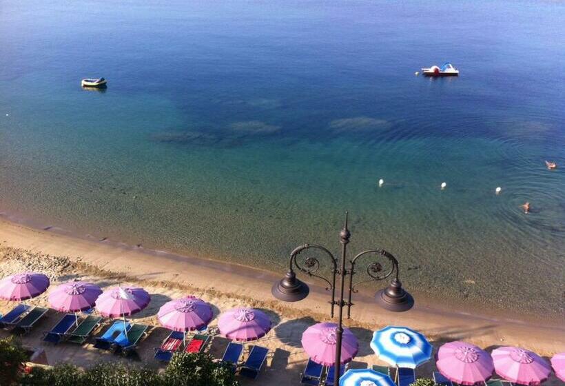Номер Стандарт Вид на Море, La Rampa