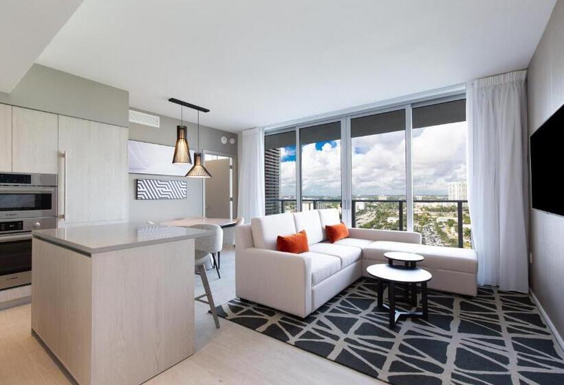Люкс 3 Спальни, Hyde Beach House Hollywood Private Suites