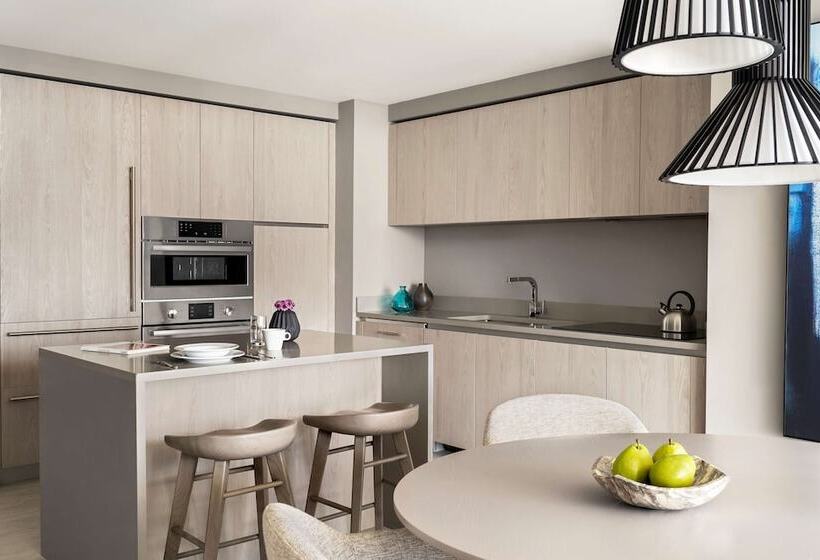 Люкс 2 Спальни, Hyde Beach House Hollywood Private Suites