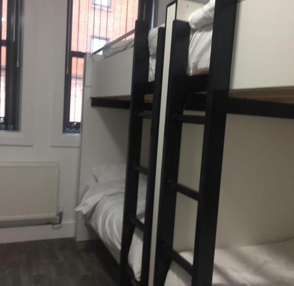 تختخواب در اتاق مشترک, Rahman Hostel