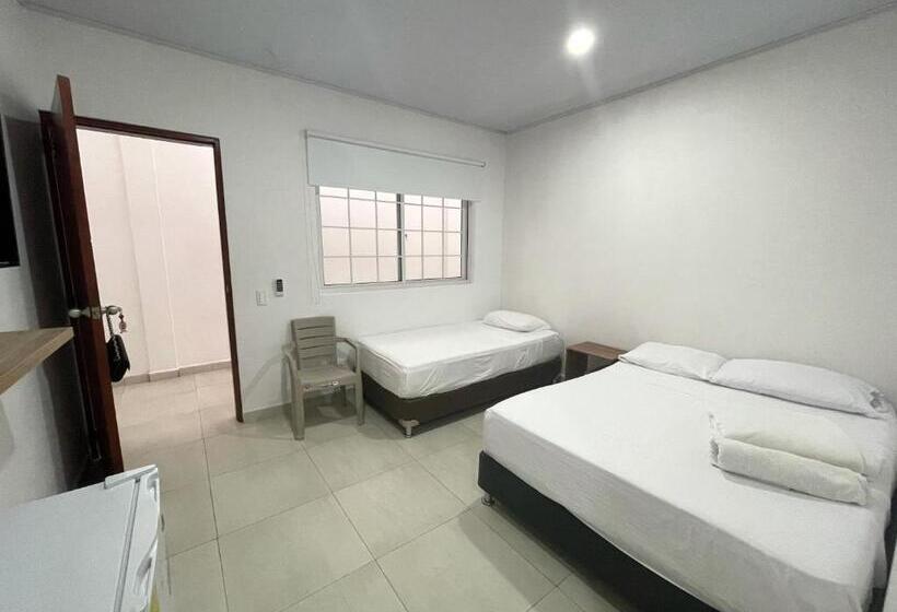 ベーシックトリプルルーム, Apartahotel Caribe Diez