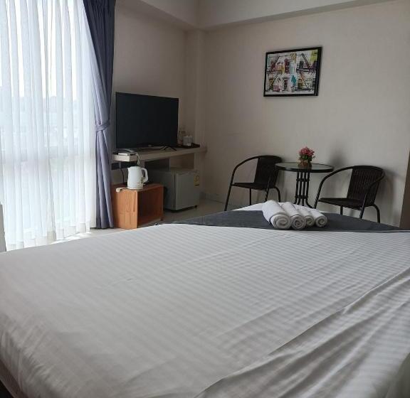 带大床的豪华间, Tisa Hotel Udonthani