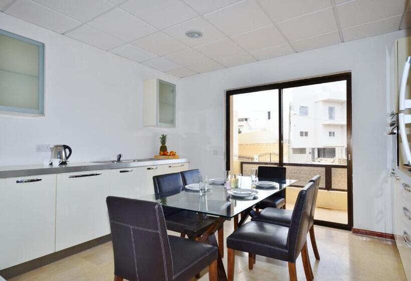 اتاق اکونومی, City Living Suite Tk 2 Rm 4