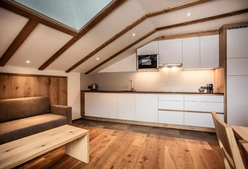 آپارتمان 1 خوابه با بالکن, Luxury Chalet Plazola