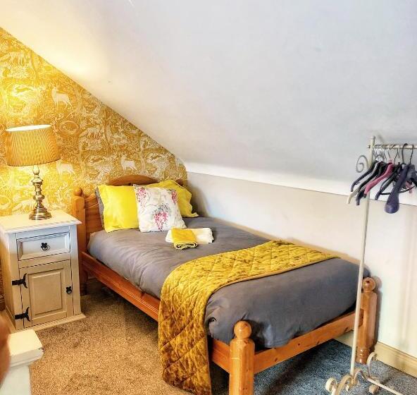 Семейный Номер Deluxe, Dulrush Lodge Guest House, Restaurant And Self Catering
