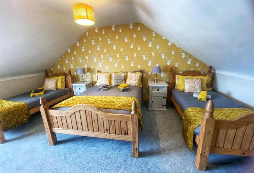 Семейный Номер Deluxe, Dulrush Lodge Guest House, Restaurant And Self Catering