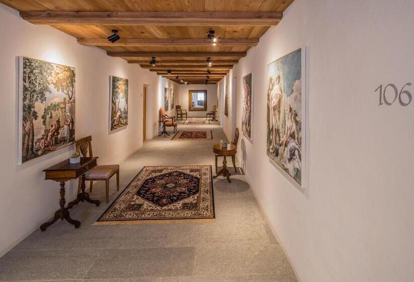 Студия Стандарт, Residence Traube