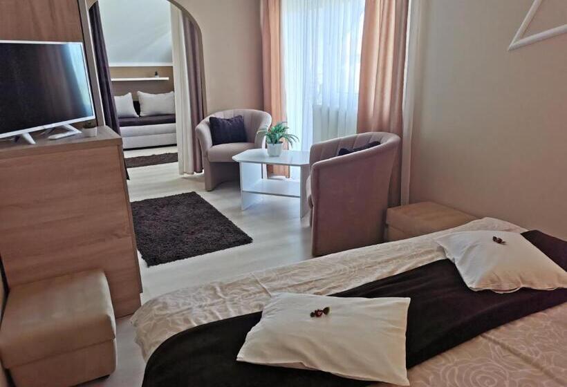 Quarto Estandar com Terraço, Csabai Vendégház