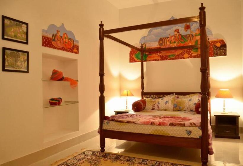 اتاق لوکس با تخت بزرگ, Jewel Palace Haweli