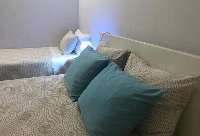 اتاق استاندارد با چشم‌انداز باغ, Jualis Guest House