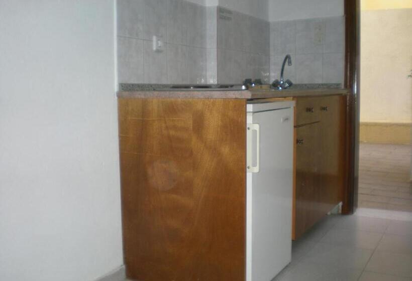 استودیوی استاندارد, Maroula Studios