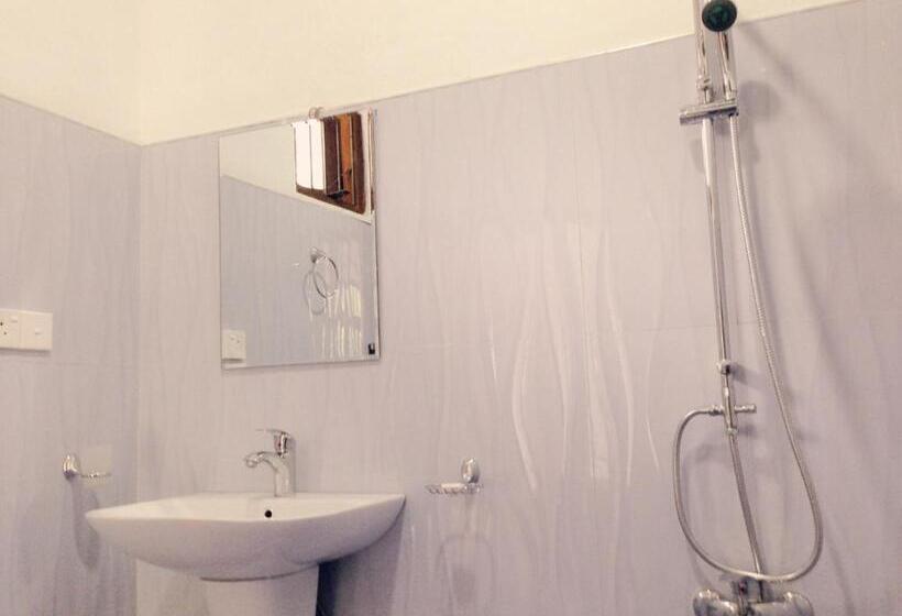 Трехместный Номер Стандарт с Балконом, River Splendour Home Stay