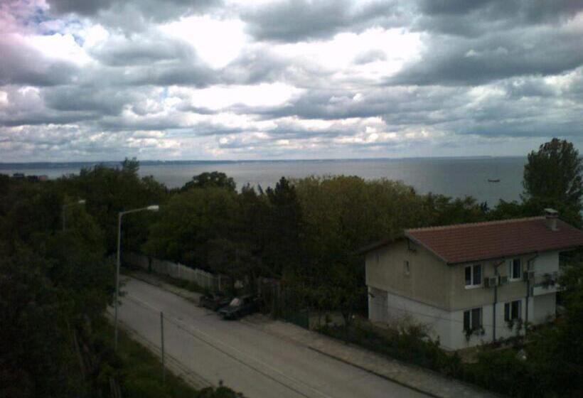 Номер Стандарт Вид на Море, Family Hotel Pier