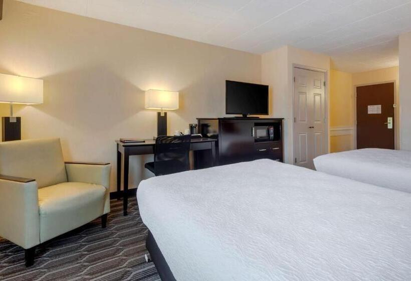 Номер Стандарт 2 Двуспальные Кровати, Best Western Plus Poconos