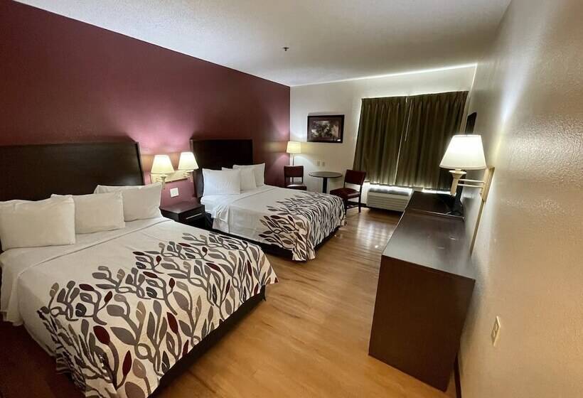 Номер Deluxe, Red Roof Inn Clyde
