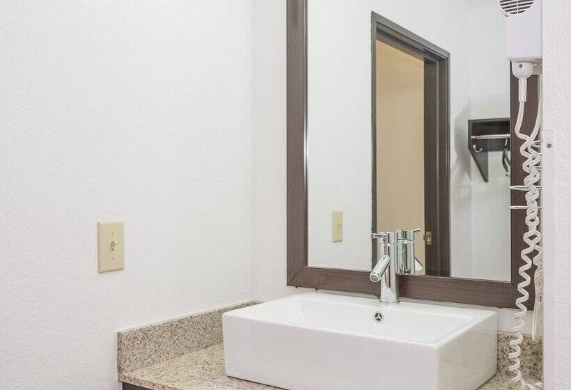 Номер Deluxe Адаптированный для Инвалидов, Red Roof Inn Columbus  Hebron