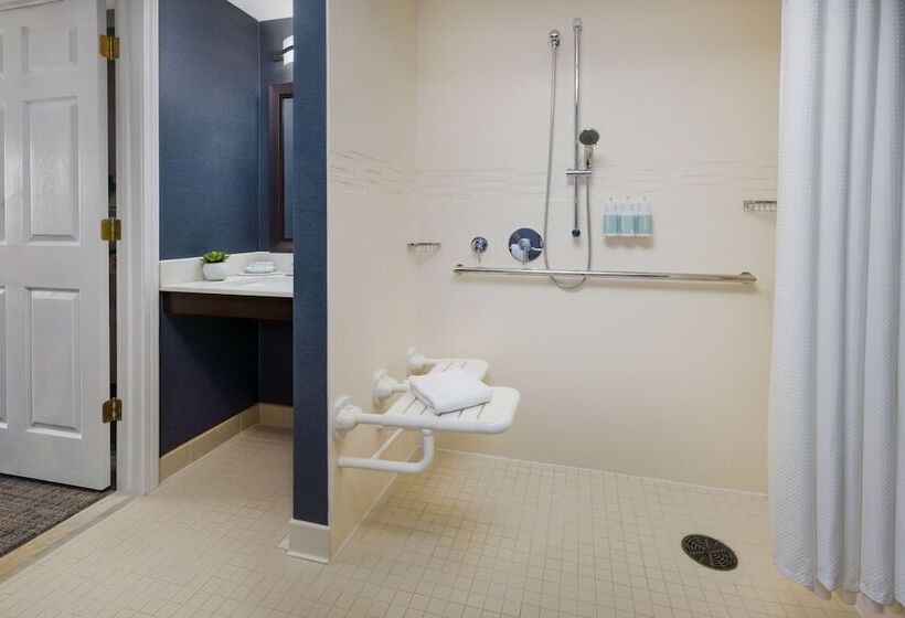 Люкс Адаптированный для Инвалидов, Residence Inn Boston Franklin