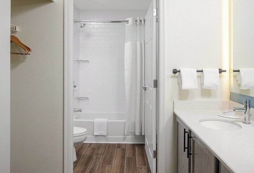 Люкс 2 Спальни, Residence Inn New Rochelle