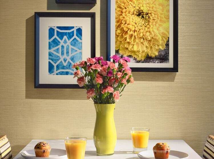 Люкс 2 Спальни, Staybridge Suites Burlington   Boston, An Ihg
