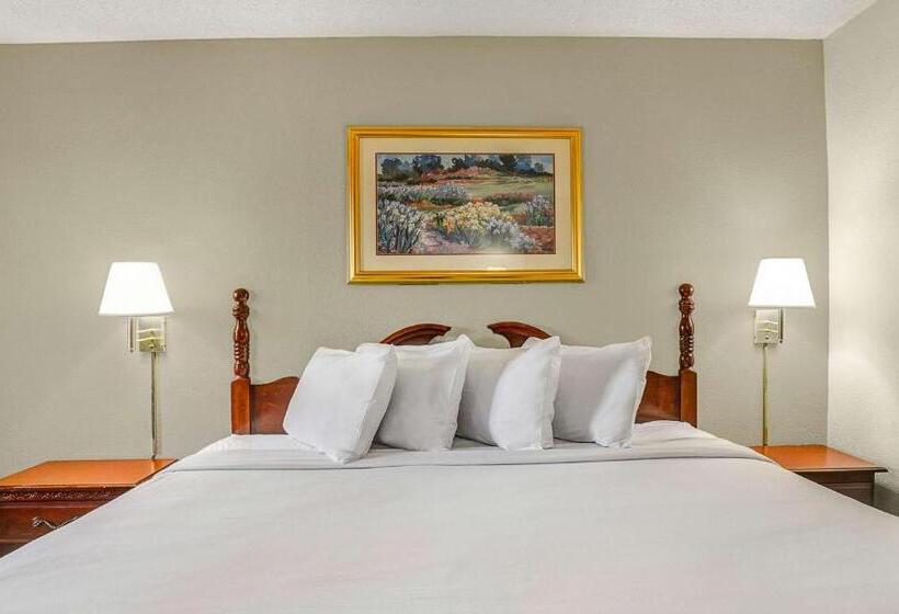 Номер Стандарт Кровать Кинг Адаптированный для Инвалидов, Motel 6 Lester   Philadelphia Airport