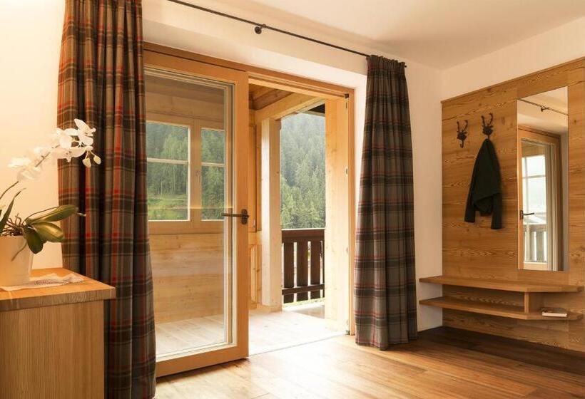 اتاق لوکس با بالکن, Garni Hotel Geier