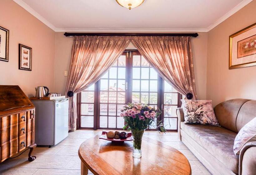 Семейный Номер, Villa Le View Guesthouse