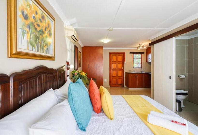 Номер Стандарт с Кухней, Villa Le View Guesthouse
