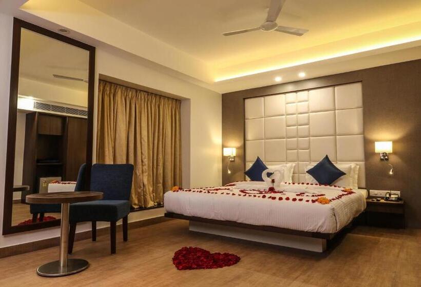 Номер Superior, The Grand Asansol