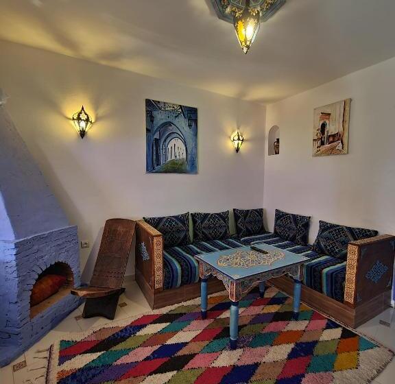 Студия Стандарт, Casa Blue Star