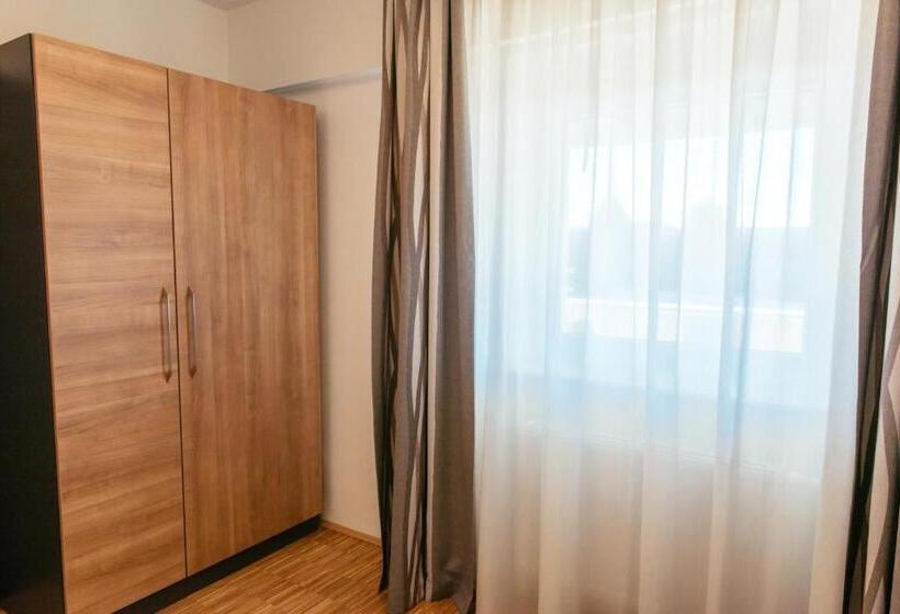 Номер Стандарт, Aparthotel Heuberger