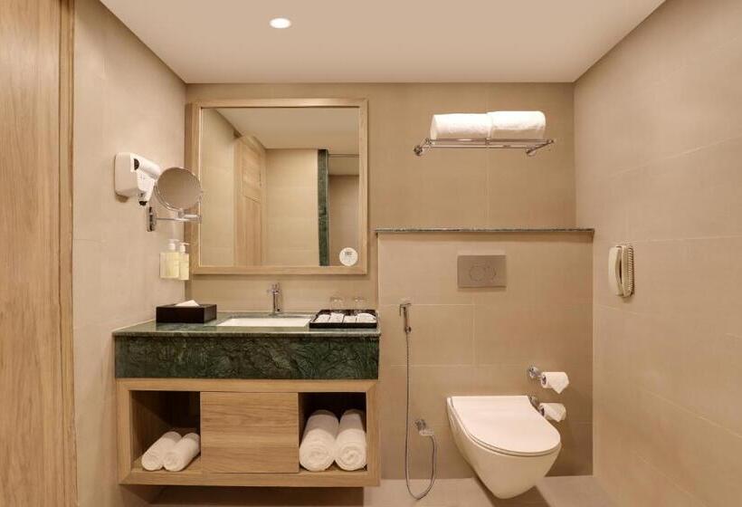 Президентский Люкс, Lemon Tree Hotel Tapovan Rishikesh