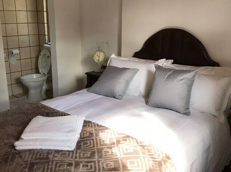 Дом 3 Спальни, Goedvertrou Guest Farm