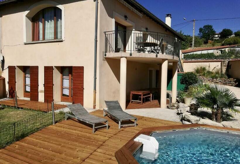 Номер Стандарт Вид на Сад, Chambres D Hôtes Le Clos
