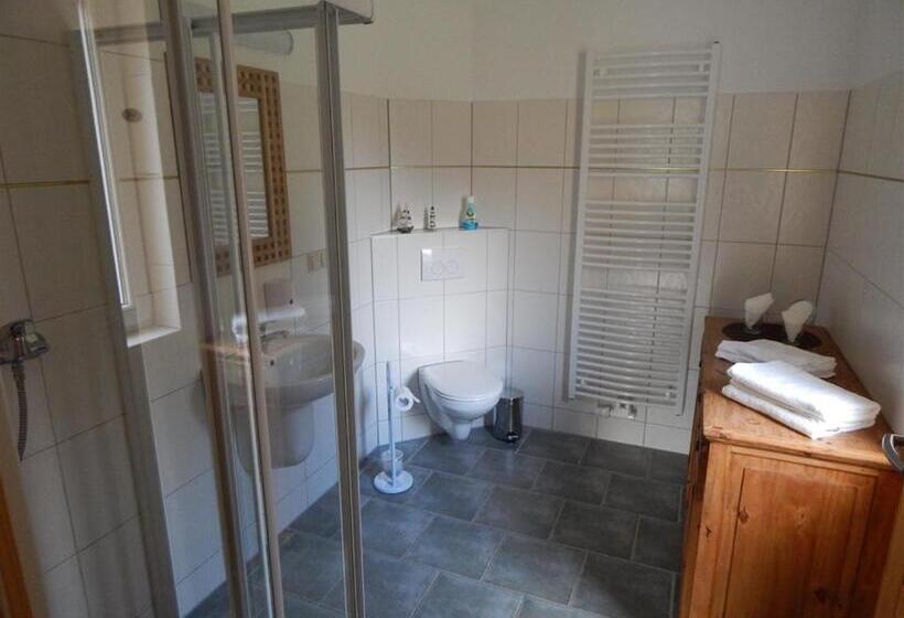 Апартаменты 1 Спальня Вид на Сад, Pension + Apartments Tor Zum Spreewald