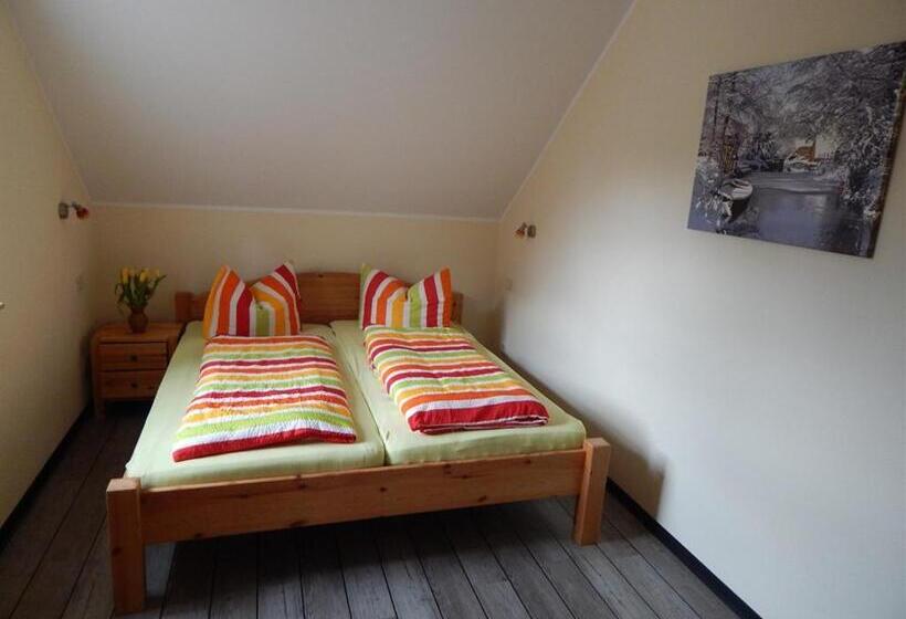 Апартаменты 1 Спальня Вид на Сад, Pension + Apartments Tor Zum Spreewald