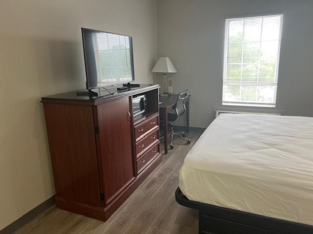 חדר דלוקס עם מיטת קינג, Baymont By Wyndham Lakeland