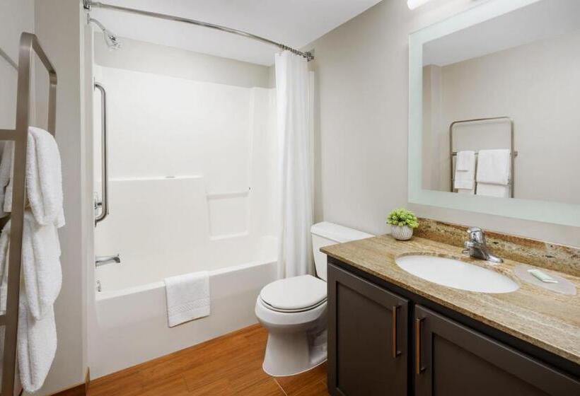 스탠다드 스튜디오, Towneplace Suites Philadelphia Horsham