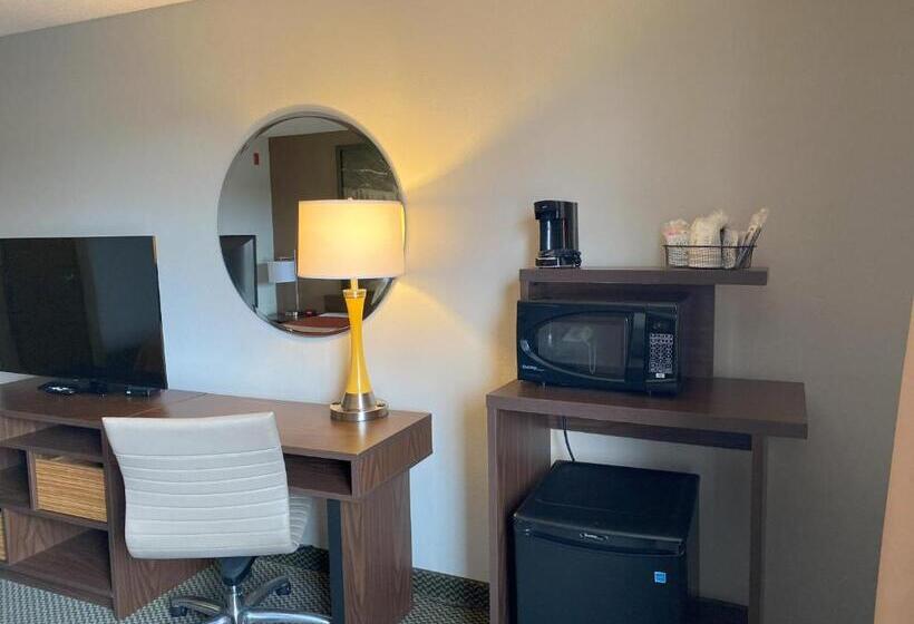غرفة قياسية سرير كينج, Super 8 By Wyndham Winfield Quail Ridge Area
