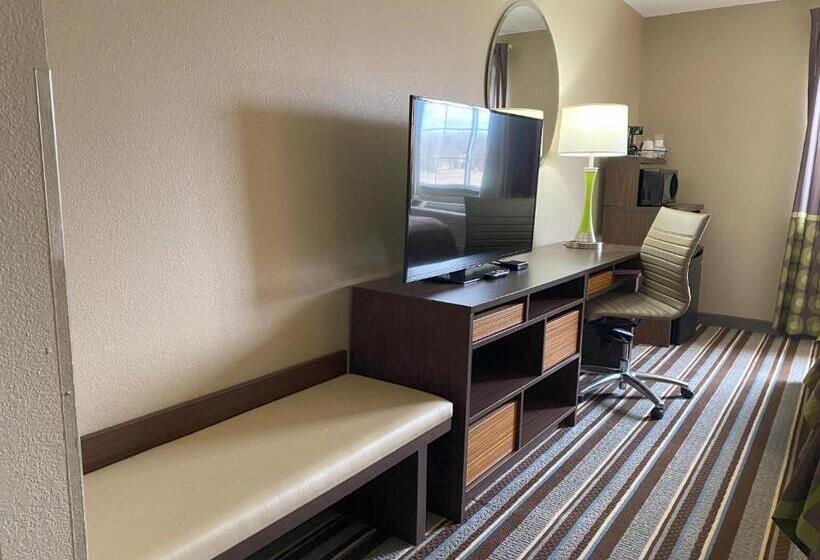 Люкс Deluxe Кровать Кинг, Super 8 By Wyndham Winfield Quail Ridge Area
