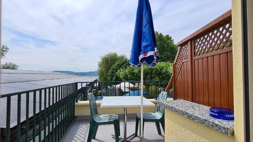 Номер Стандарт Вид на Озеро, Hôtel Restaurant Cave Bel Air