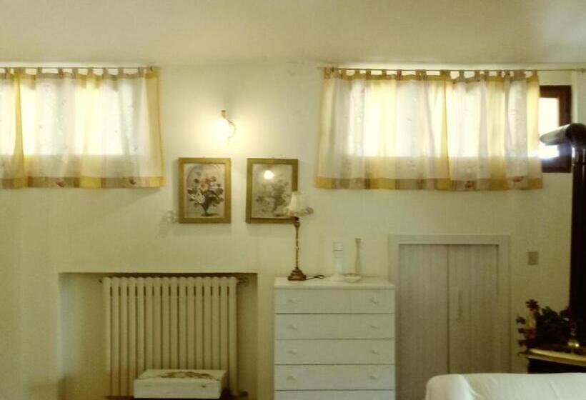 سوئیت 2 خوابه, Villa Carol Appartamento E B&b