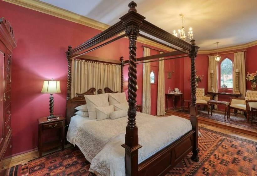 스탠다드 룸, Grenfell Hall