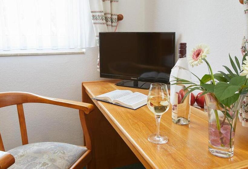 Номер Стандарт Индивидуальный, Tannmühle Hotel Und Restaurant Gmbh