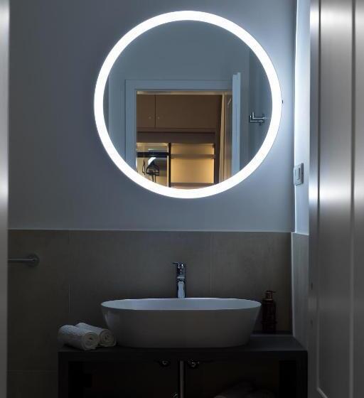 اتاق استاندارد با چشم‌انداز باغ, Green Park Luxury Rooms