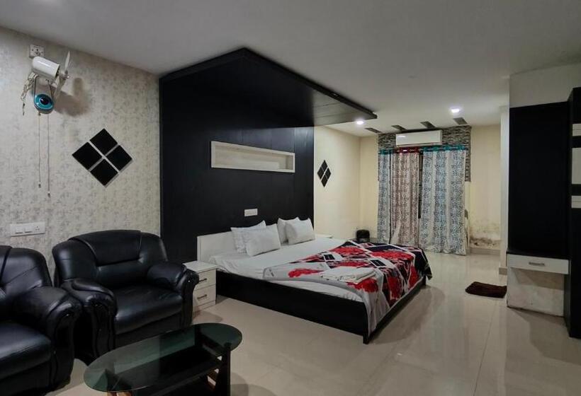 디럭스 룸, Pphliving Khaleej Residency