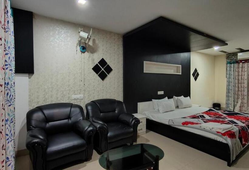 디럭스 룸, Pphliving Khaleej Residency