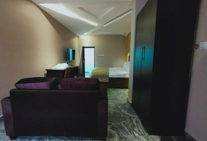 اتاق لوکس با تخت بزرگ, Residency Hotel Lagos Airport